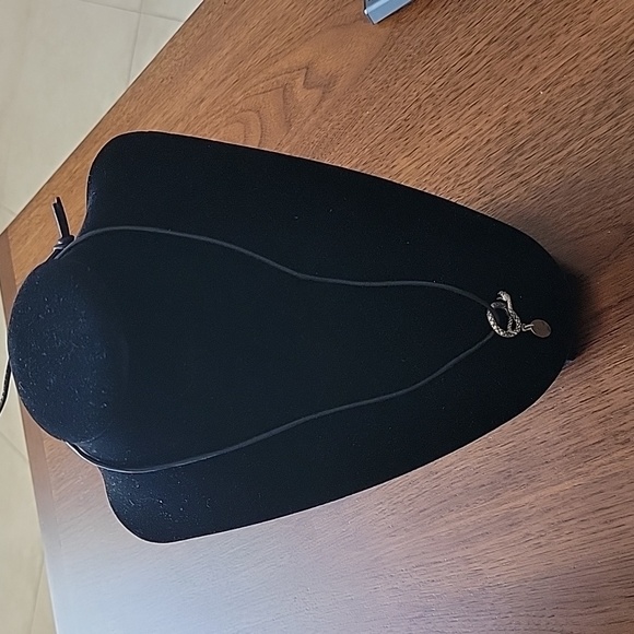 Necklace - Picture 2 of 4